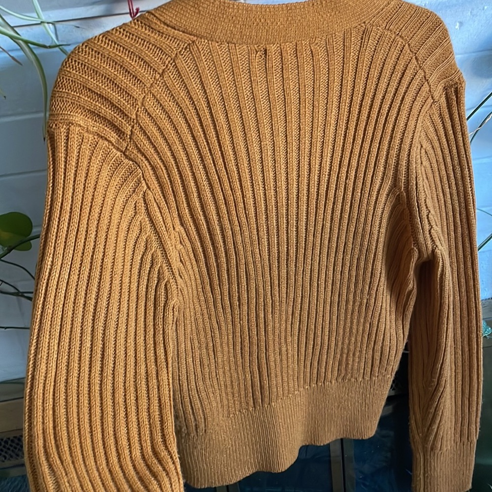 Lulu’s Cropped Ribbed Cardigan - Picture 8 of 8